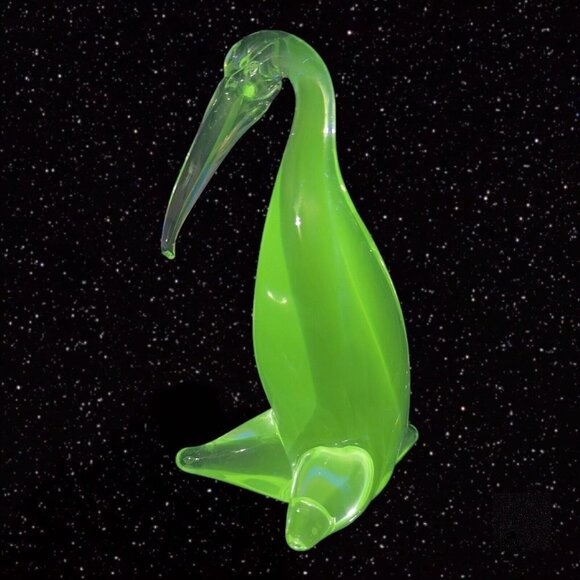 Venetian Clear Art Glass Bird Duck Clear Crystal Green Manganese 365nm UV Glow - Picture 4 of 16